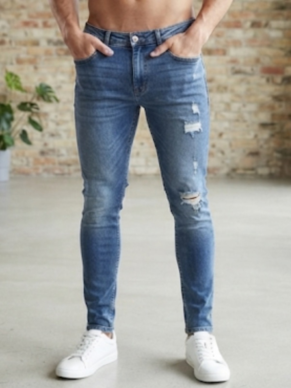 NEW LOOK Distressed Skinny Stretch Jeans Size 32 x 30